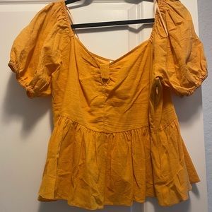 100% cotton yellow blouse with puff sleeve detail